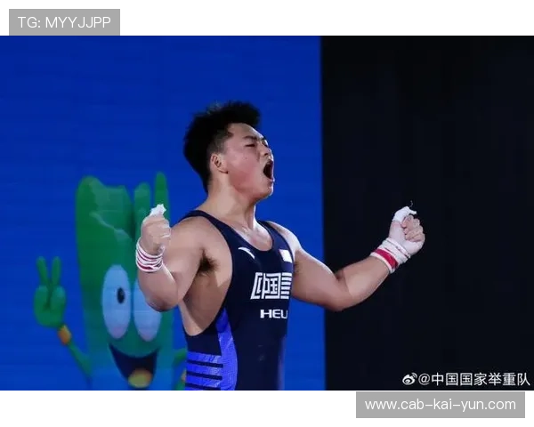 举重俱乐部完善青少年训练周期管理与恢复策略，青少年举重锦标赛